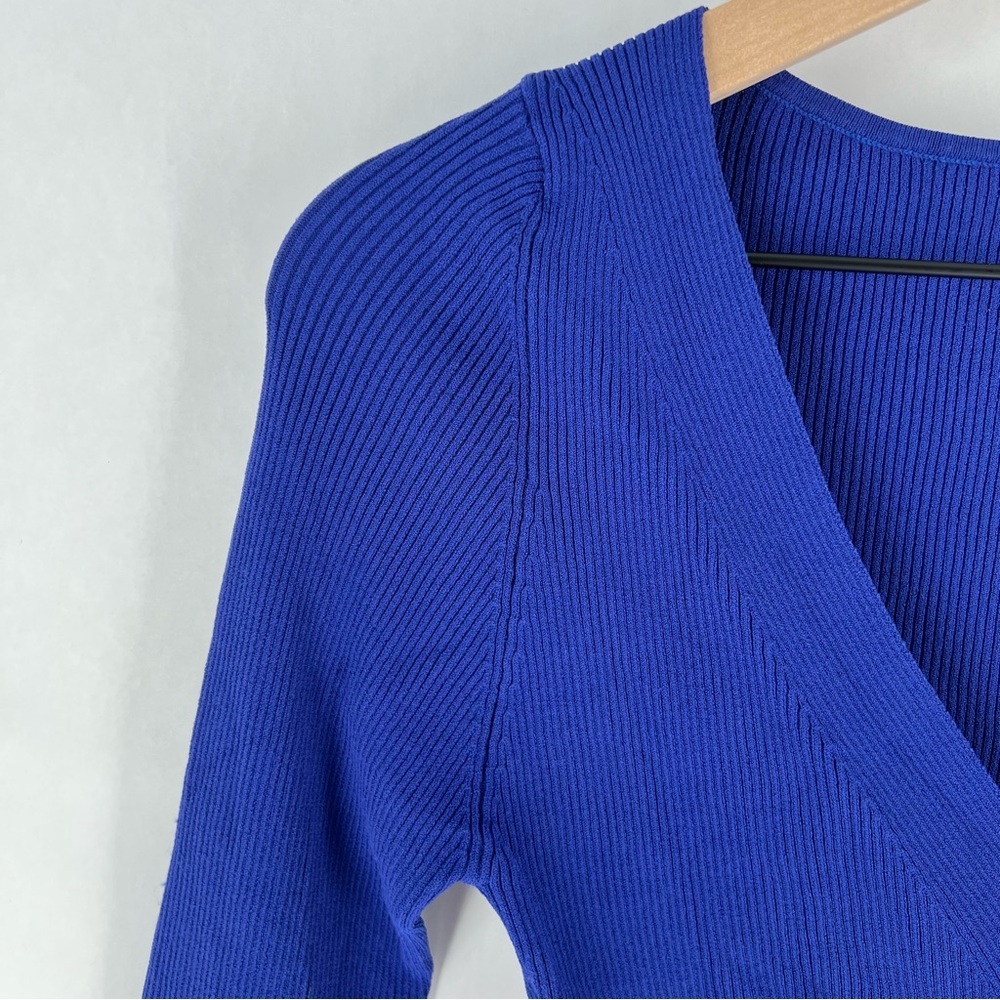 Live In Process‎ Verso Cropped Wrap Effect Ribbed Stretch Knit Top In Blue - Picture 4 of 12